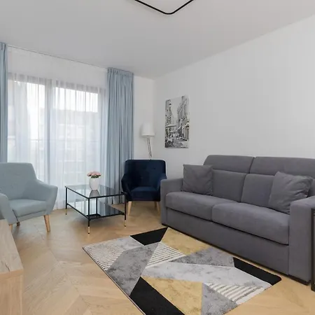 Praga Okrzei By The River By Renters Apartment Warsaw