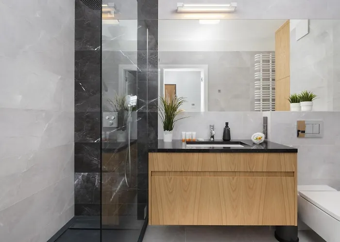 Praga Okrzei By The River By Renters Apartment Warsaw